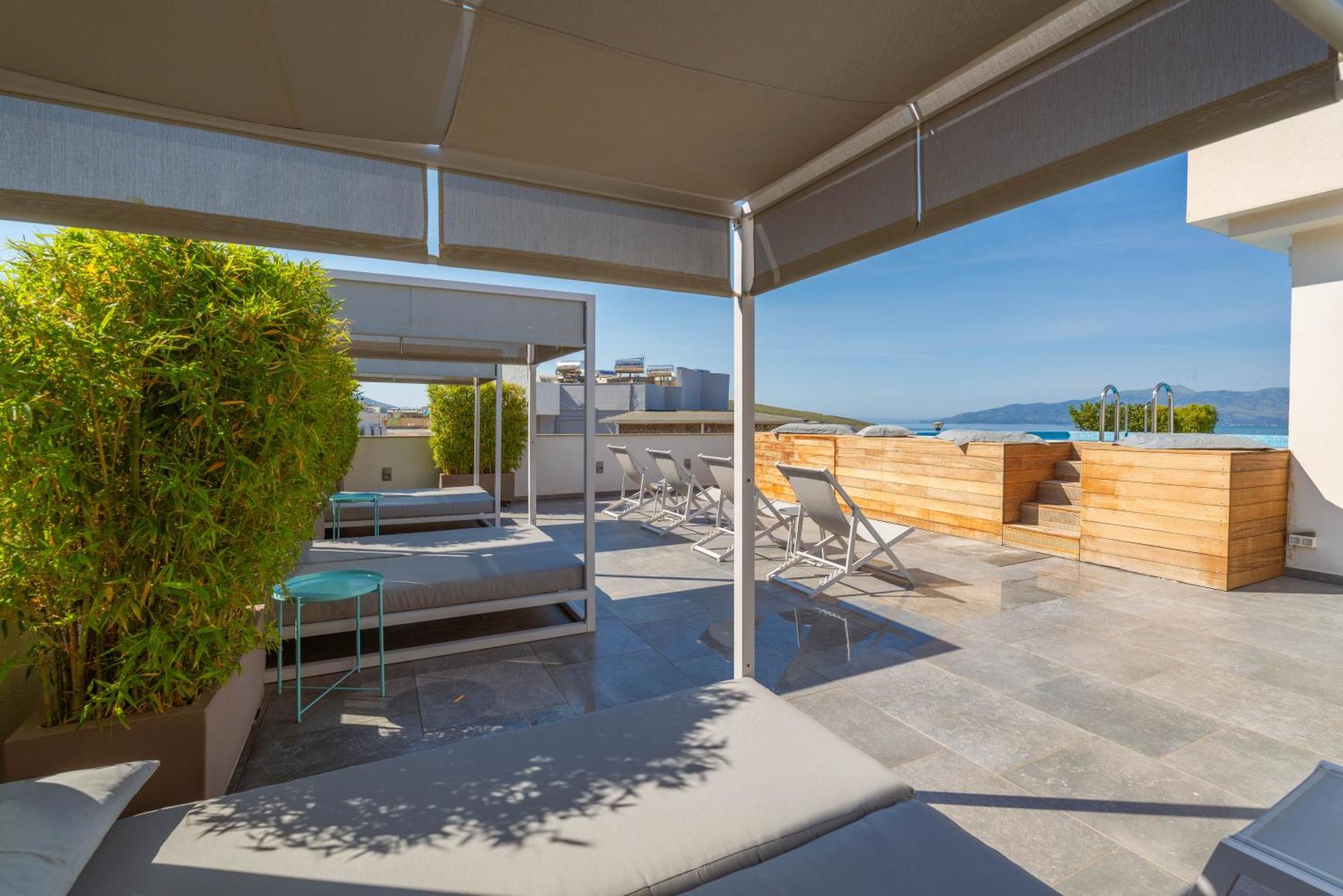 Glow Boutique Hotel & Suites Sarandë Exterior foto
