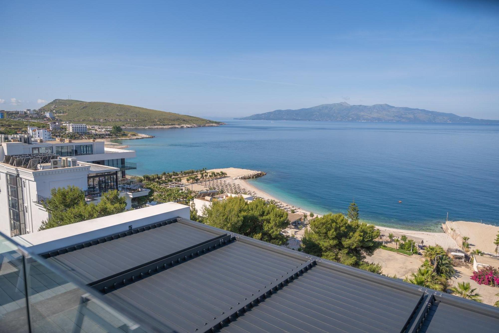 Glow Boutique Hotel & Suites Sarandë Exterior foto